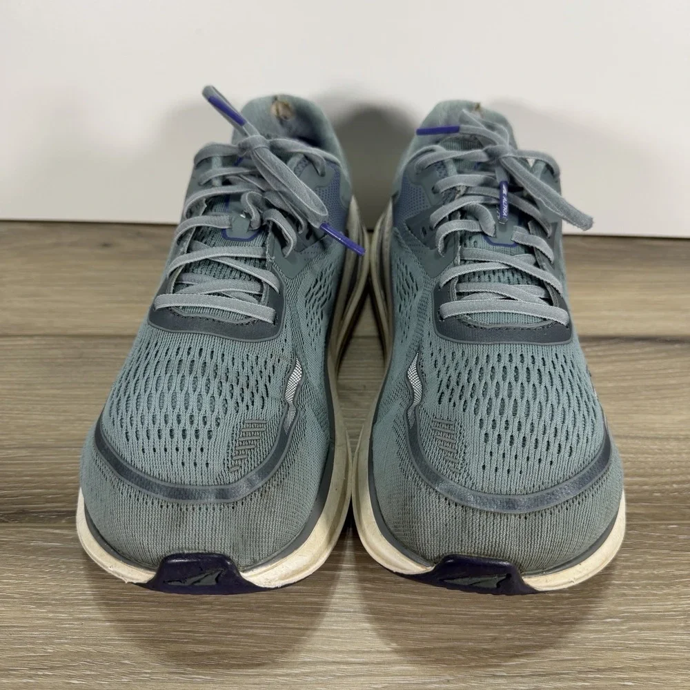 Altra good used